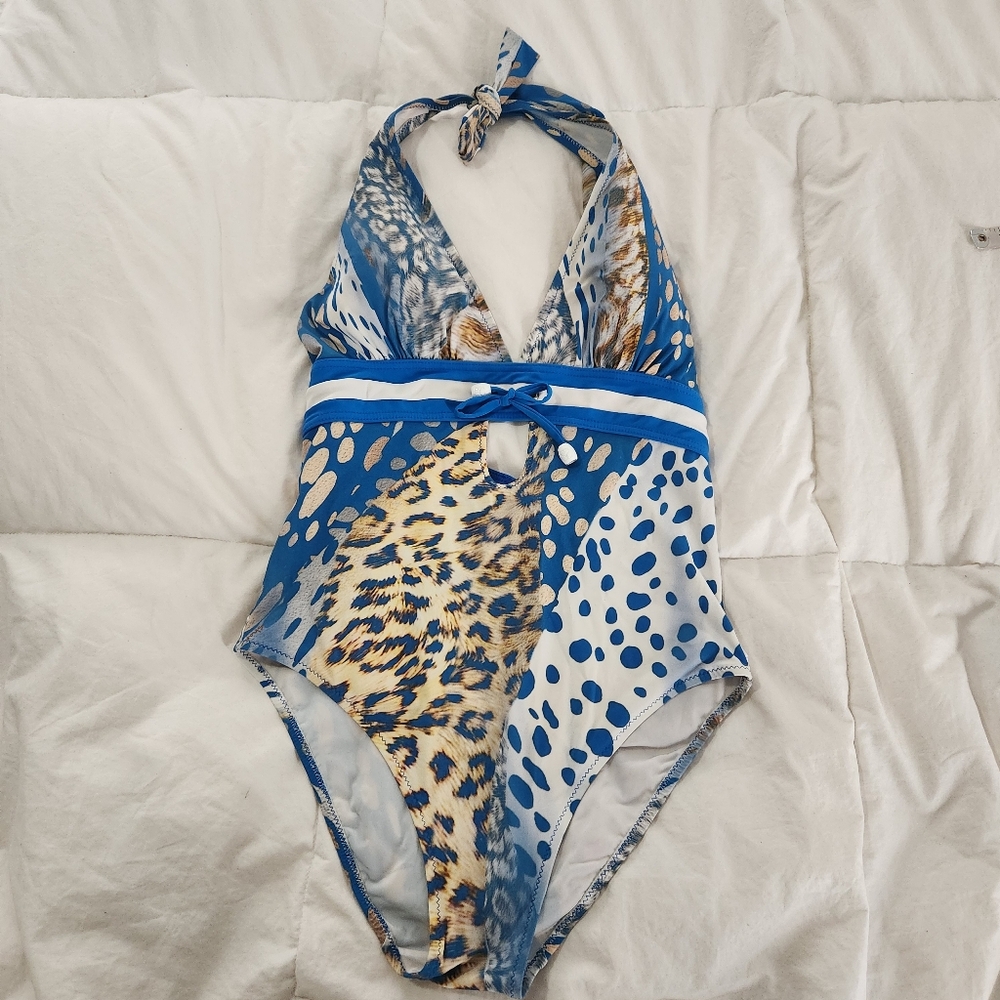 Shan Swimsuit One Piece Size 6 US Blue Animal Print